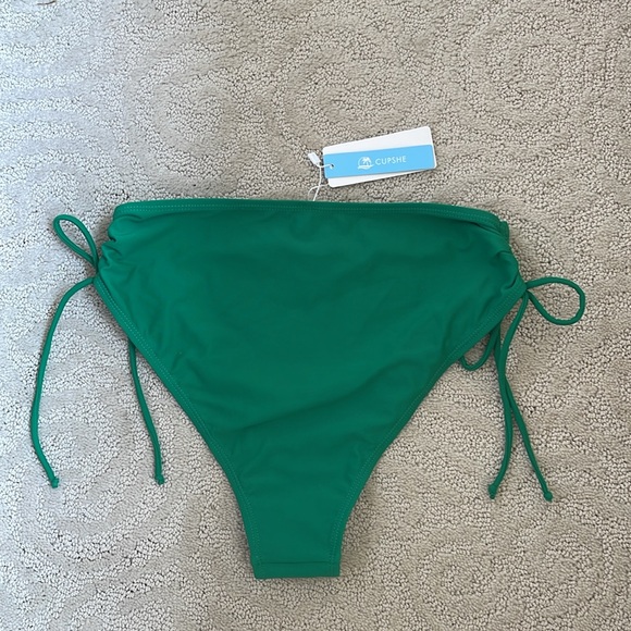 NWT Cupshe Green High Waisted Bikini Bottoms - Medium - Picture 2 of 5
